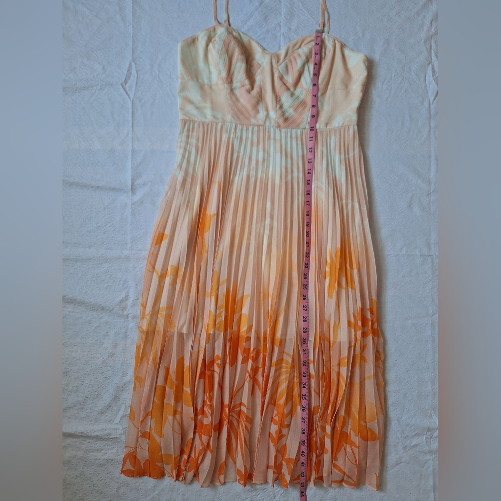 KAREN MILLEN Orange and White Sweetheart Midi Dress - Picture 4 of 9